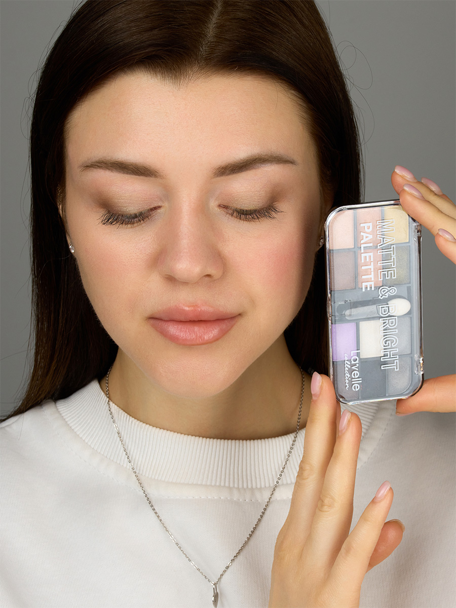 Matte & Bright Палетка теней для век, тон 01 от LavelleCollection + 3
