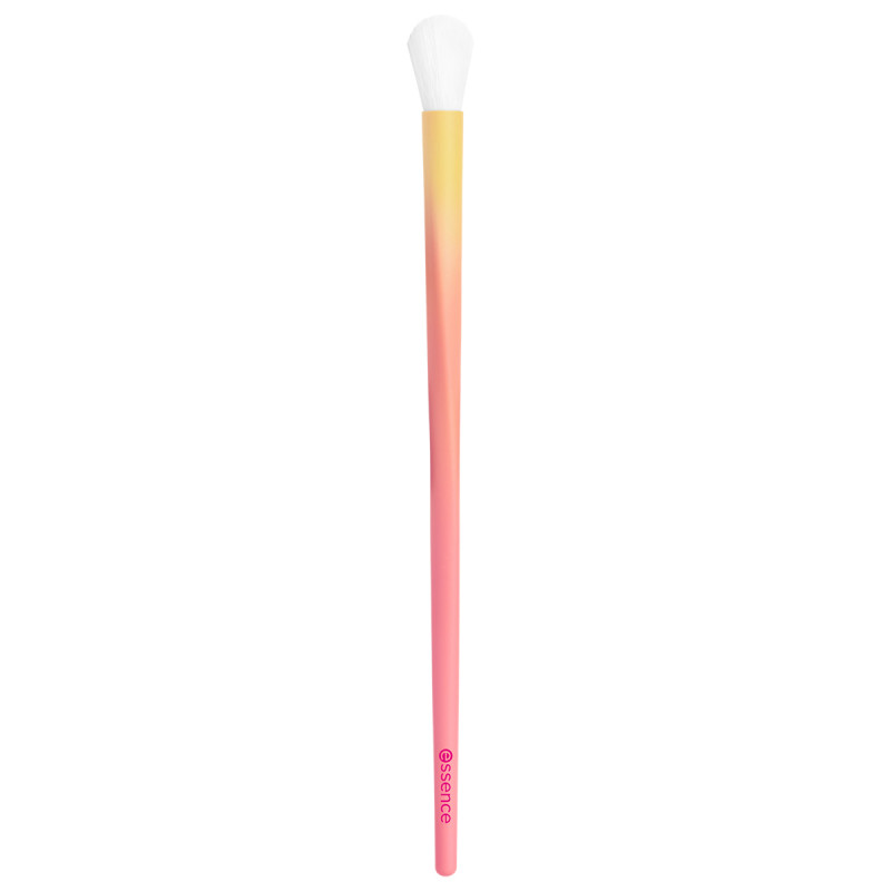 Brush It Like It's Art Кисть для растушевки  от Essence + 1