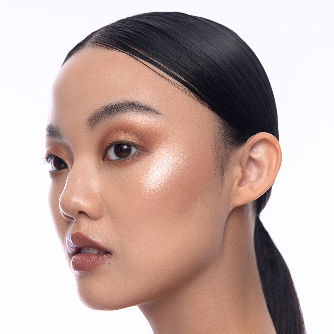 Хайлайтер Solar  от Influence Beauty + 7