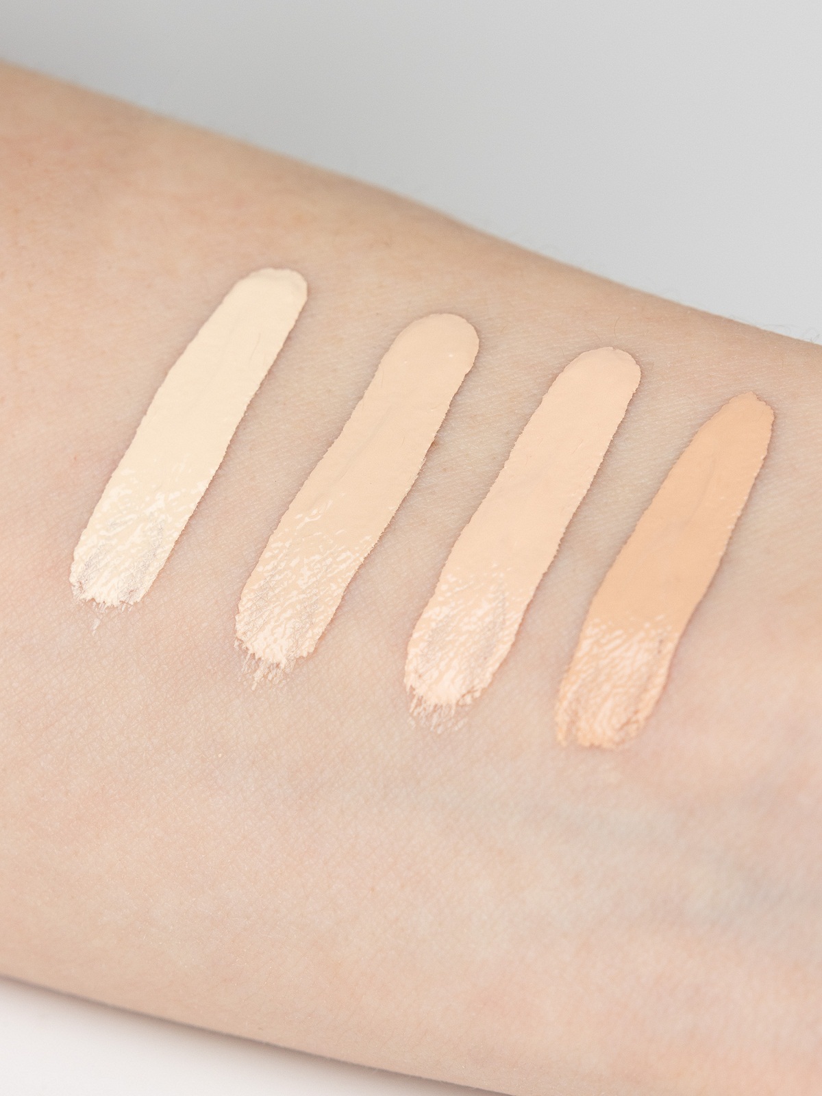 Кремовый консилер Soft Blur Concealer, тон 00 Snow от Elian Russia + 4