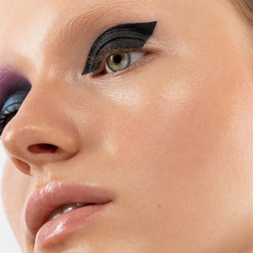 Консилер антивозрастной Equilibrium, тон 01 светло-бежевый от Influence Beauty + 6