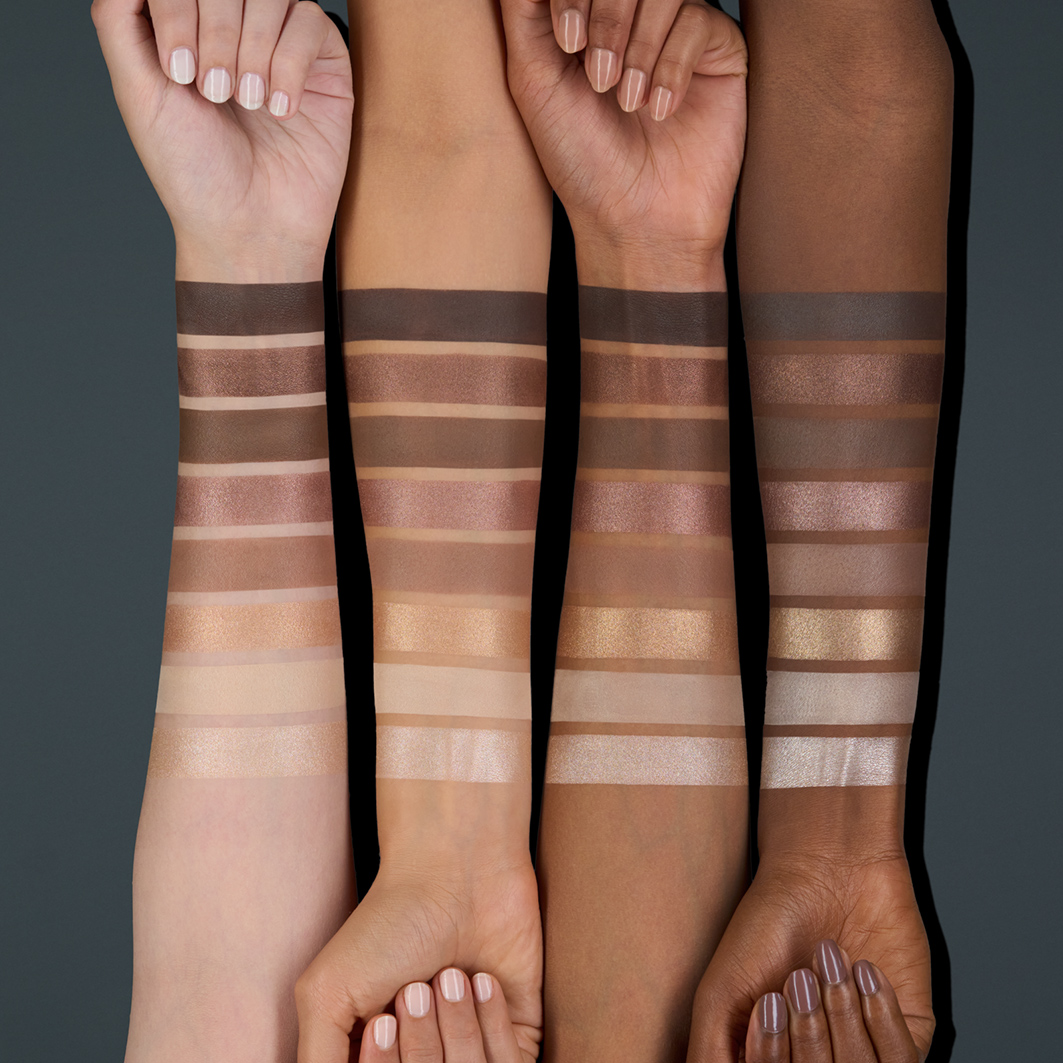 Палетка теней для век The Pure Nude Eyeshadow Palette от Catrice + 3