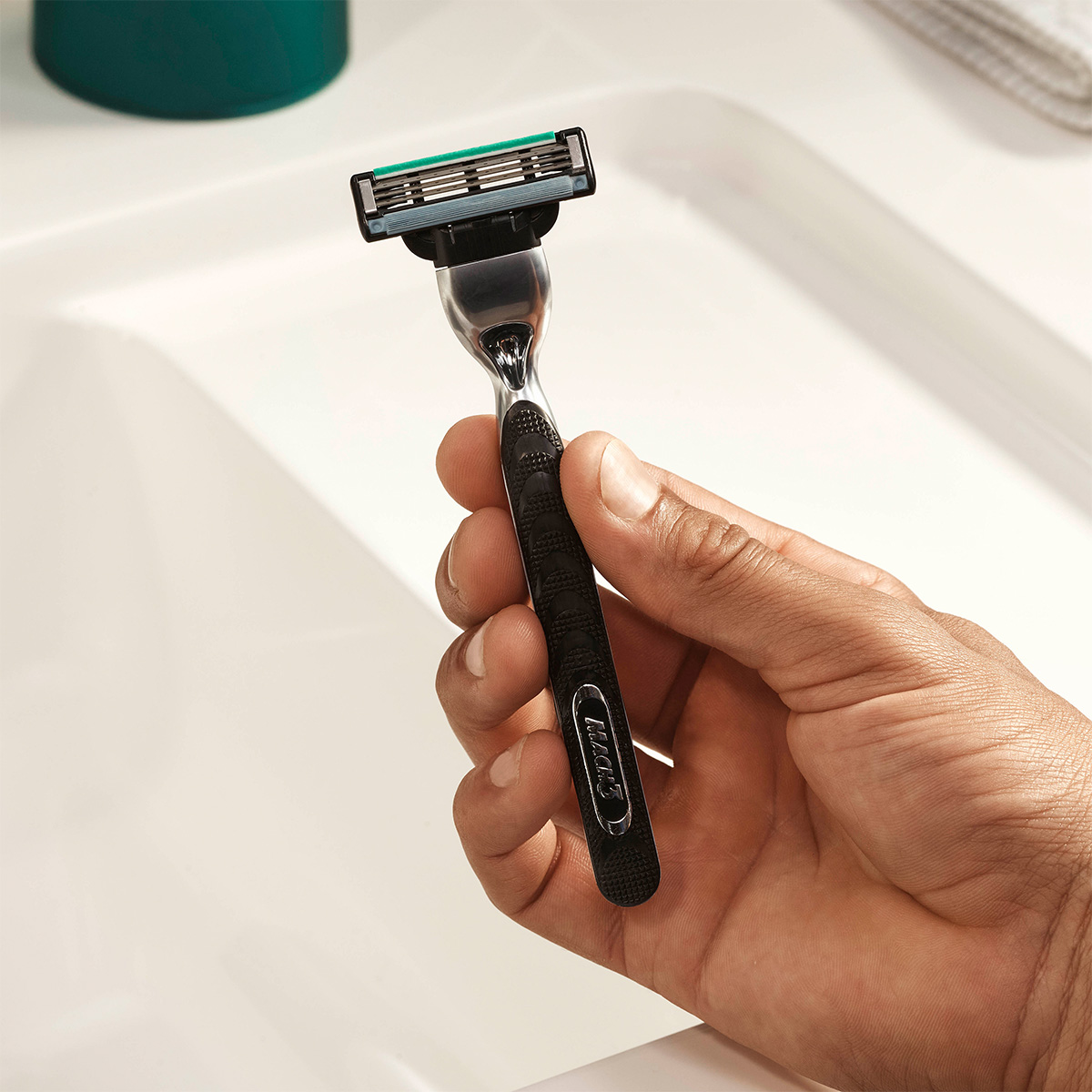 Сменные кассеты Mach3 8шт от Gillette + 9
