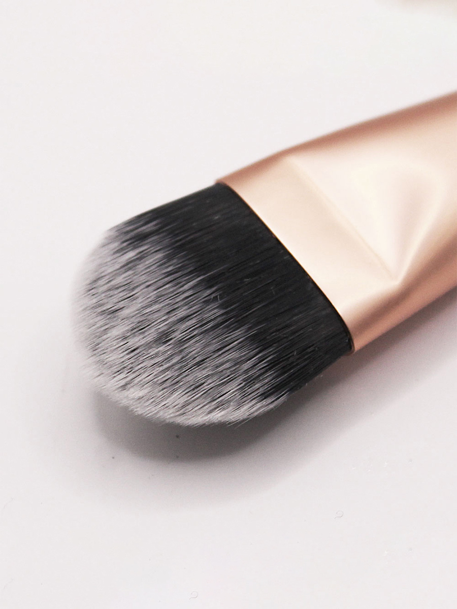 Плоская Кисть для тональной основы I'm Trend 103 от TF cosmetics + 3